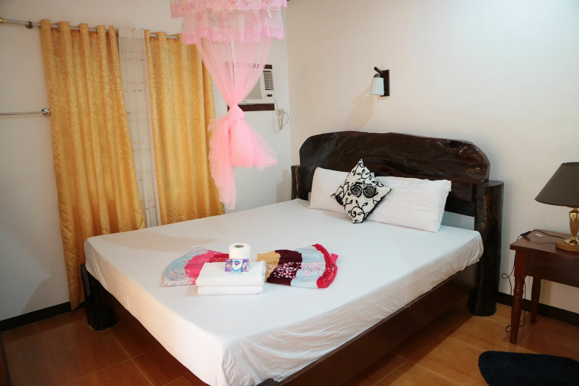 אל נידו Sophias Beach Guest House מראה חיצוני תמונה